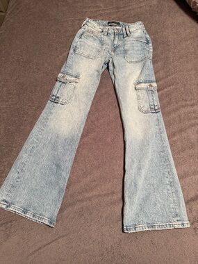 Aeropostle-Light Wash Mid Rise Flare Utility Jeans - size 00s